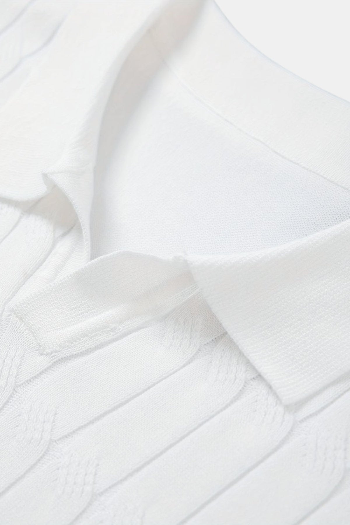 Polo pour Hommes en Blanc – Classique et Élégant