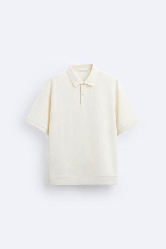 Polo à Manches Courtes en Crème – Minimaliste et Confortable