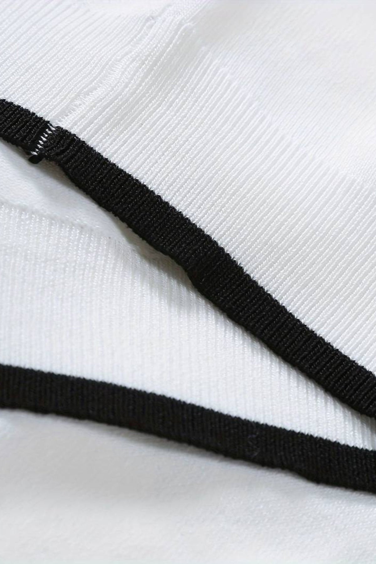 Polo Classique avec Zip et Détails Contrastés