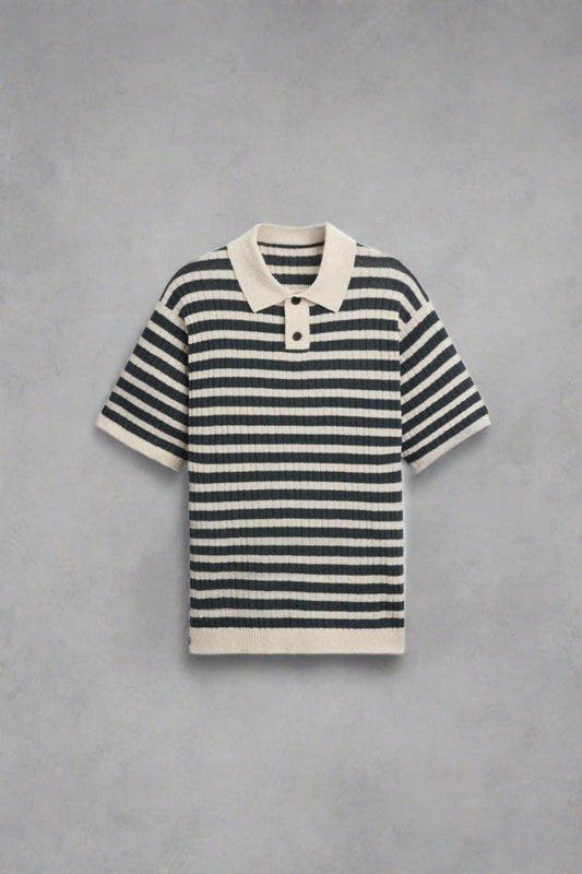 Polo tricoté à rayures classiques