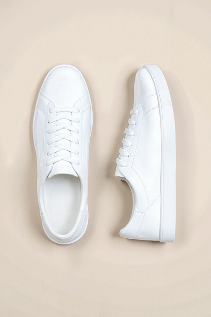 Baskets blanches minimalistes – Parfaites pour toutes les occasions