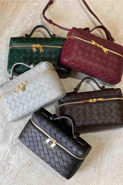 Milla Mini sac à main tissé avec accessoires dorés