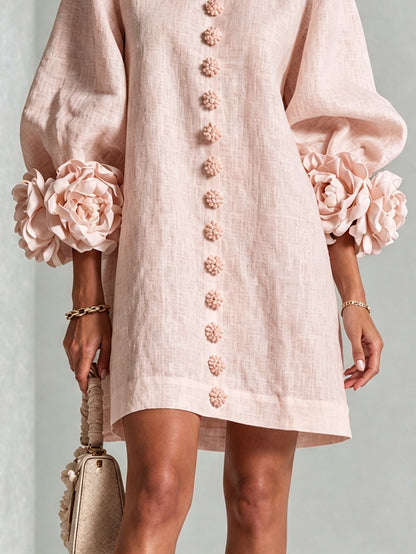 Flora | Mini-Robe Statement à Finitions Florales