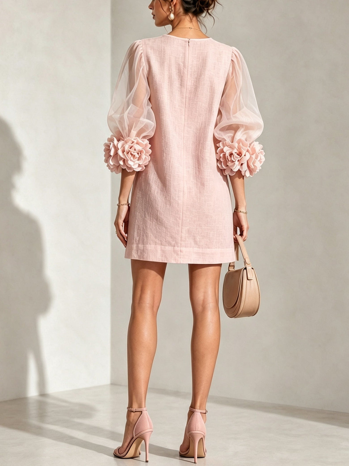 Penelope | Mini-Robe à Manches Bouffantes et Manchettes Fleuries