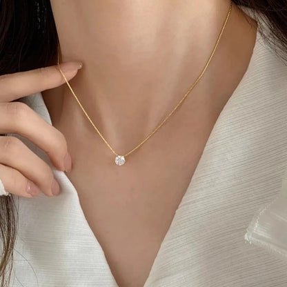 COLLIER EN PIERRES DE MOISSANITE