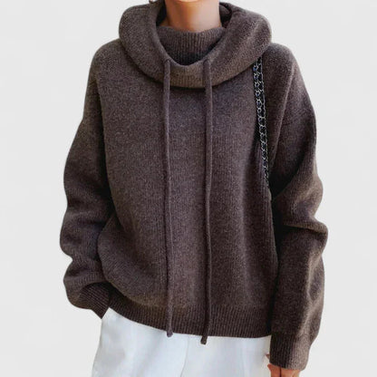 Marie | Pull Douillet avec Col Haut et Capuche