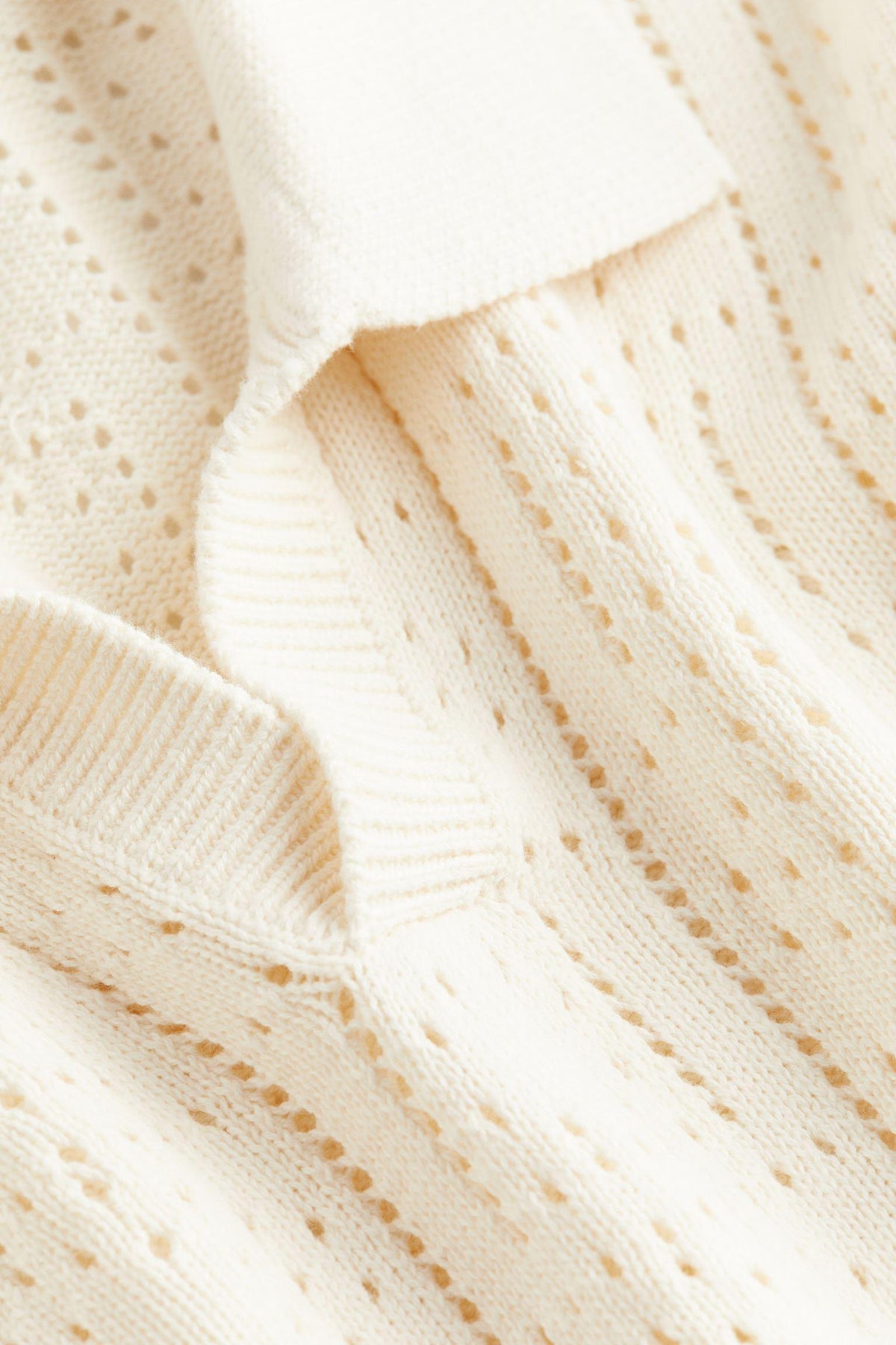 Pull élégant au crochet et à tricoter avec col polo