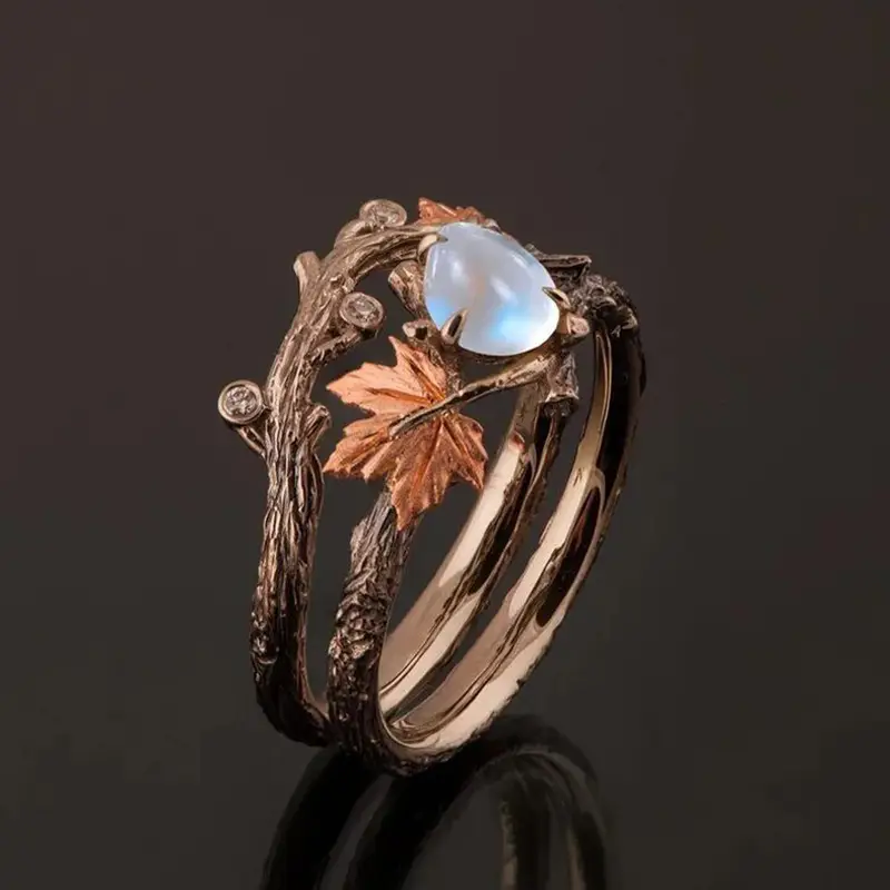 BAGUE EN PIERRE DE LUNE NATURELLE