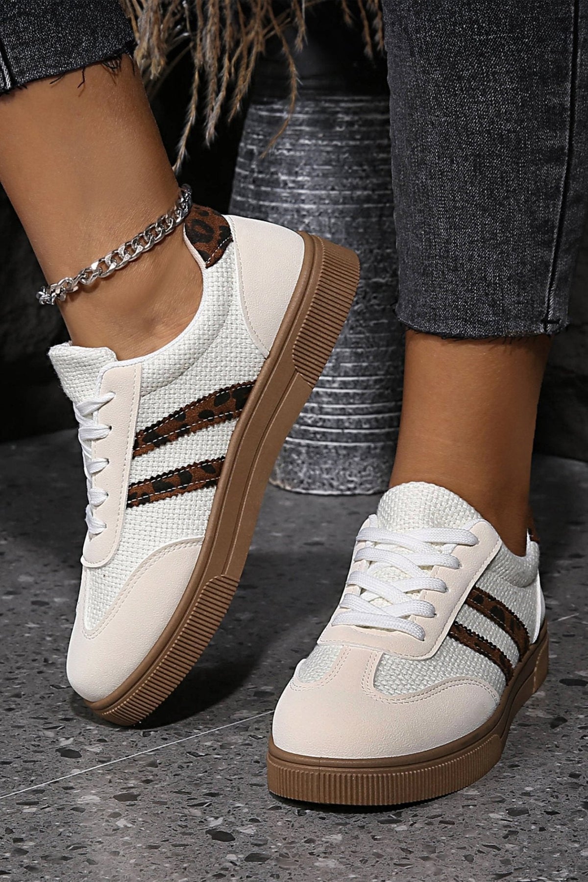 Amber™ : Baskets en cuir et cuir imprimé léopard